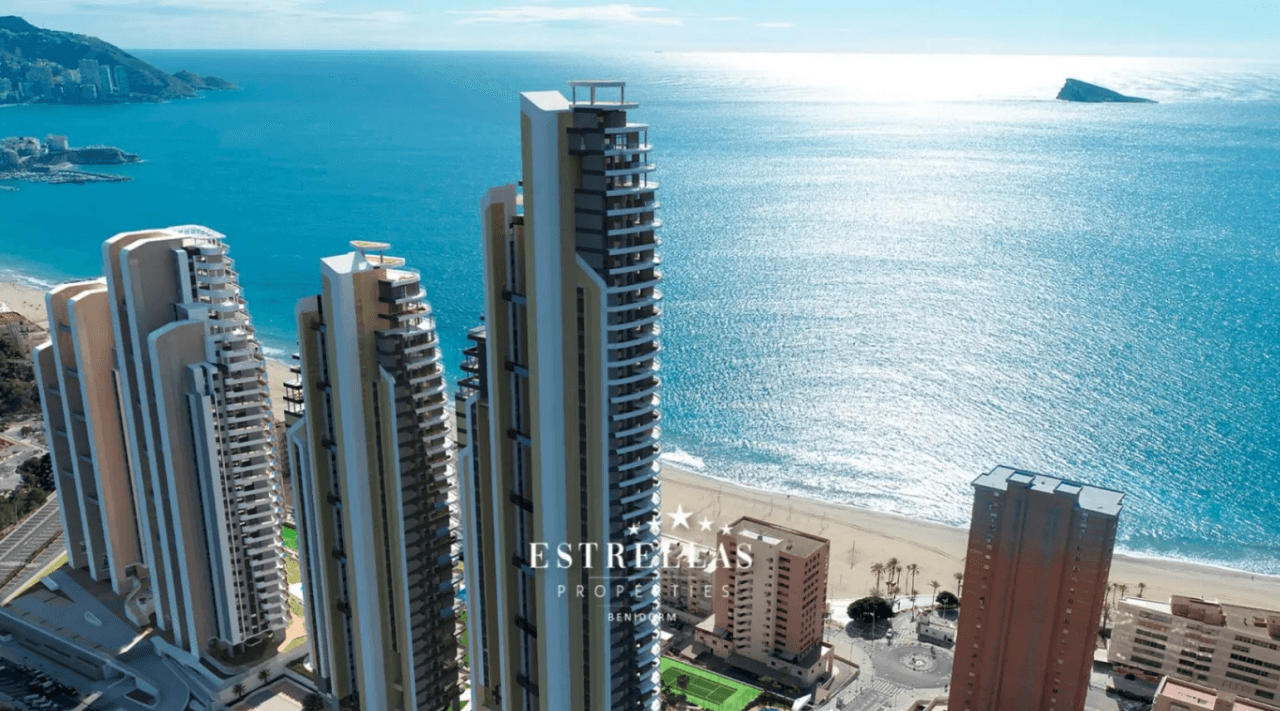 Lujoso Apartamento de obra nueva en Playa Poniente - Benidorm