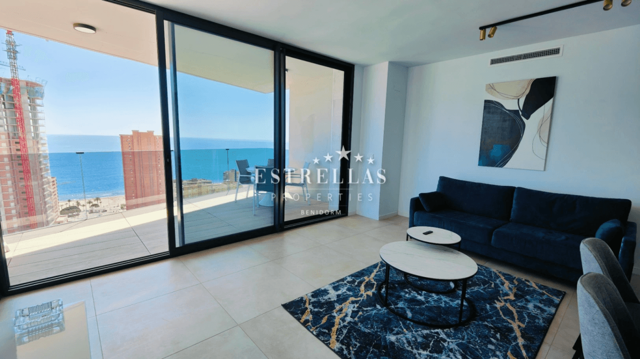 Apartamento con vistas al mar, al futuro Estadio de Atletismo y a las zonas verdes – Playa de Poniente, Benidorm