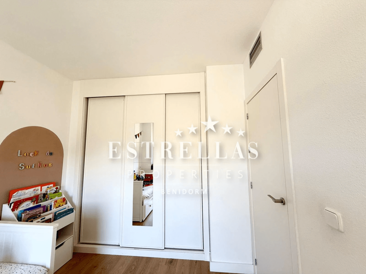 Exclusivo apartamento REFORMADO de 3 DORMITORIOS con piscina y garaje en Cala de Finestrat Y Villajoyosa