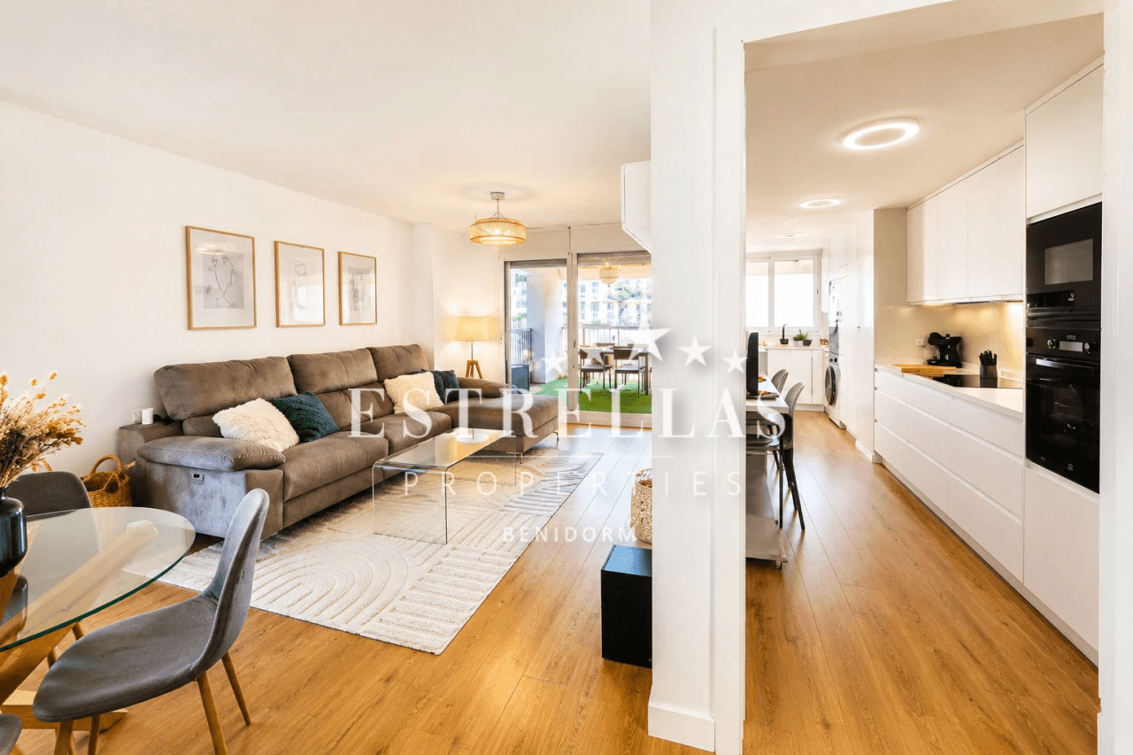Exclusivo apartamento REFORMADO de 3 DORMITORIOS con piscina y garaje en Cala de Finestrat Y Villajoyosa