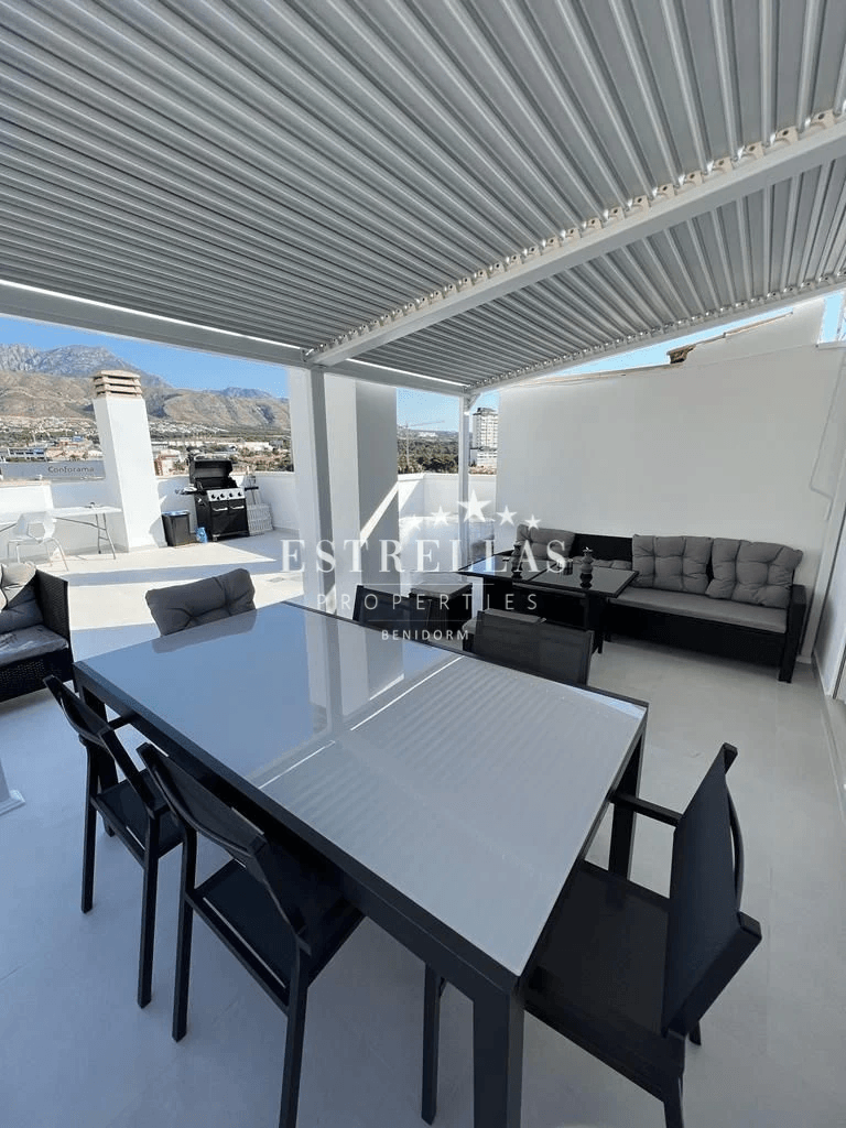 MODERNO DUPLEX en la Cala de FINESTRAT