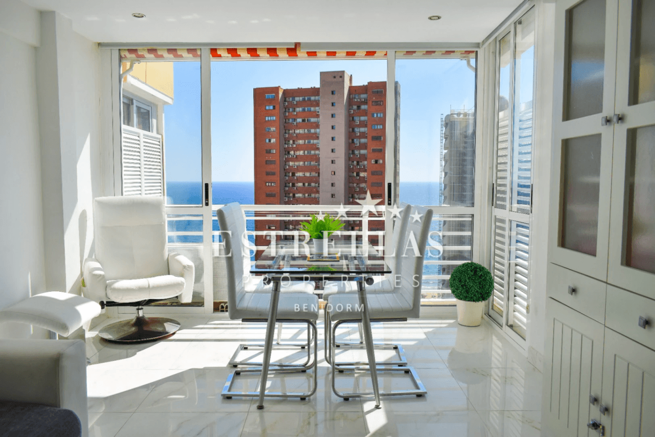 Apartamento en segunda línea de Playa Levante- BENIDORM