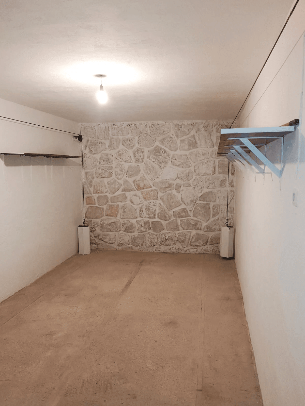 A la venta garage centro de Benidorm playa Levante
