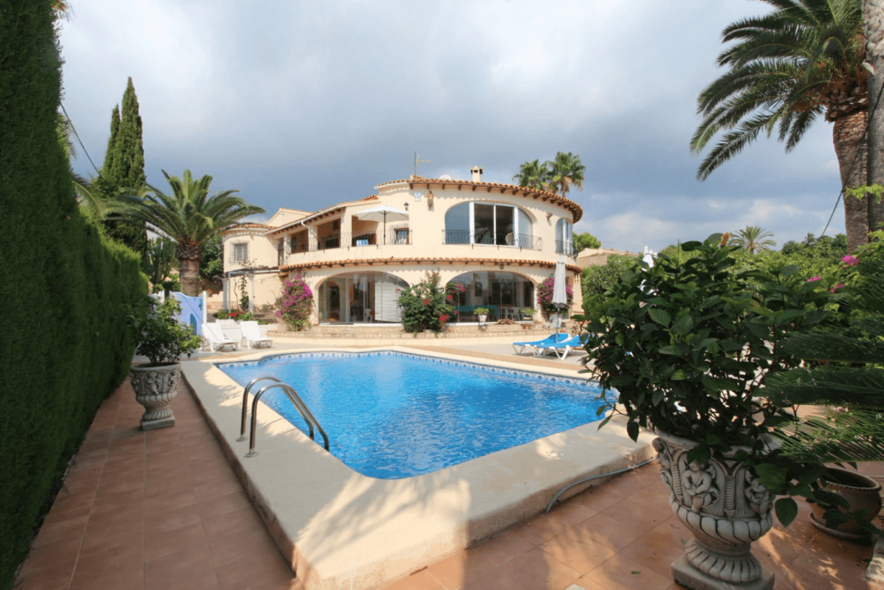 Шале/Вилла на продажа в Calpe