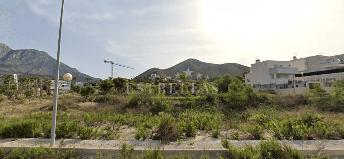 Terreno en FINESTRAT