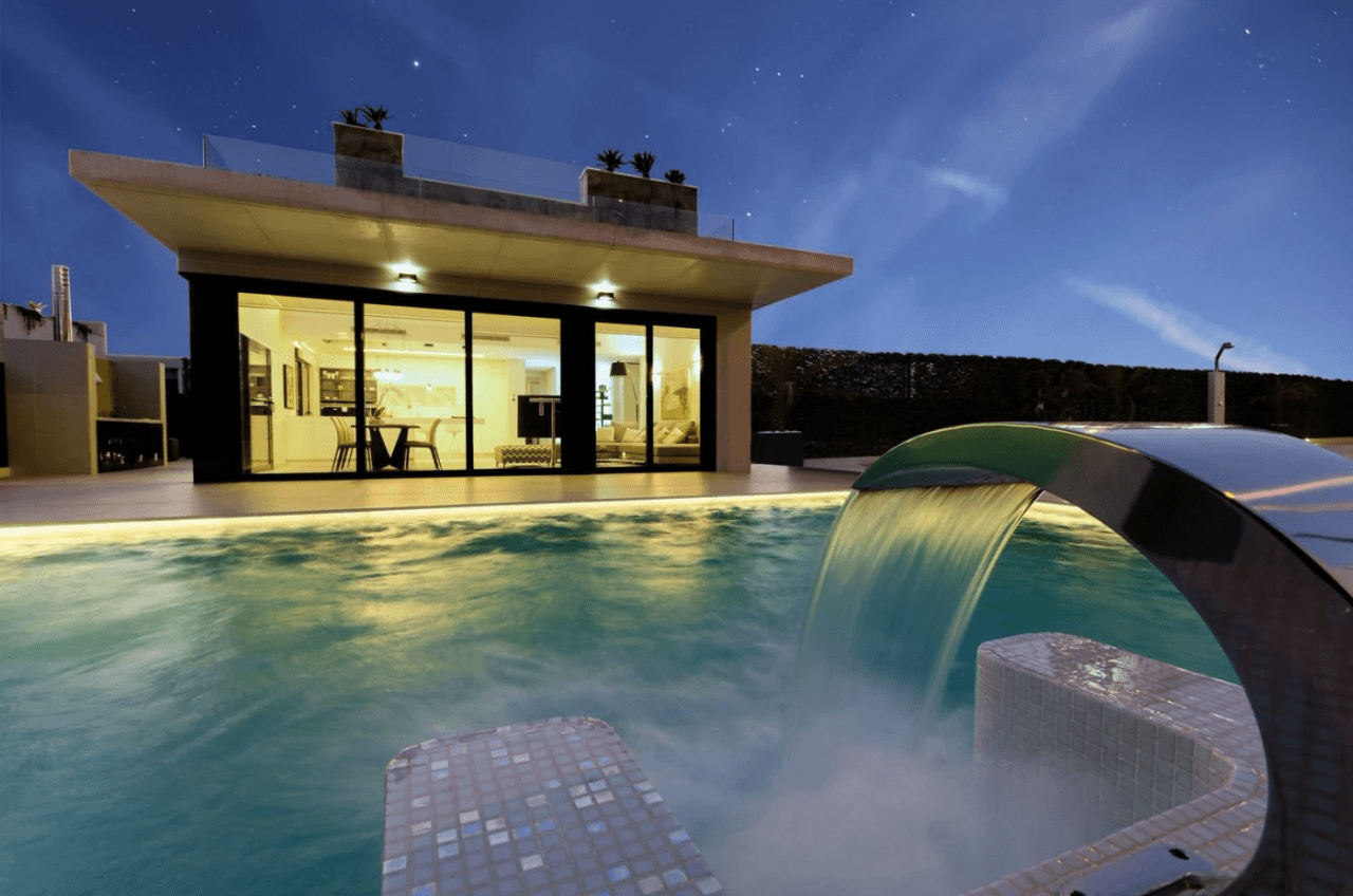 Villa til salg i Orihuela Costa