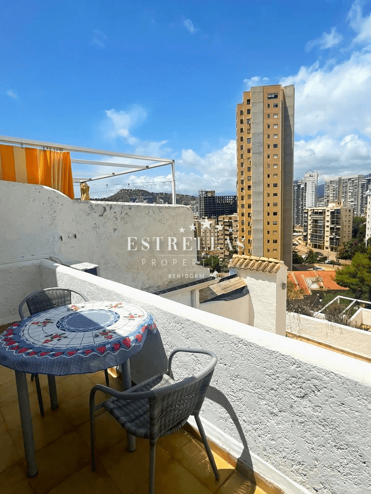 Apartamento de 1 dormitorio a 5 minutos de La Playa en BENIDORM