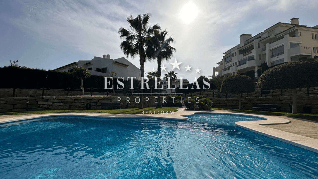 Duplex met uitzicht op zee in Sierra Cortina – 3 terrassen, garage, zwembad | Finestrat
