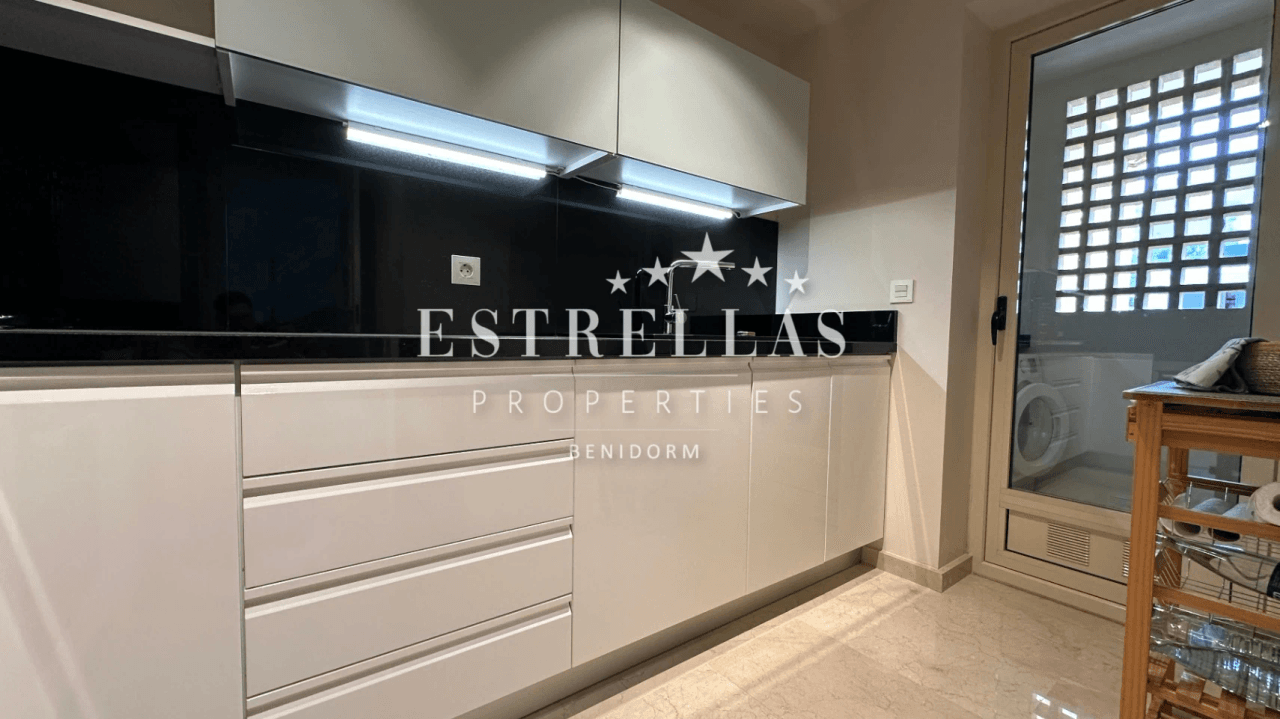 Duplex met uitzicht op zee in Sierra Cortina – 3 terrassen, garage, zwembad | Finestrat