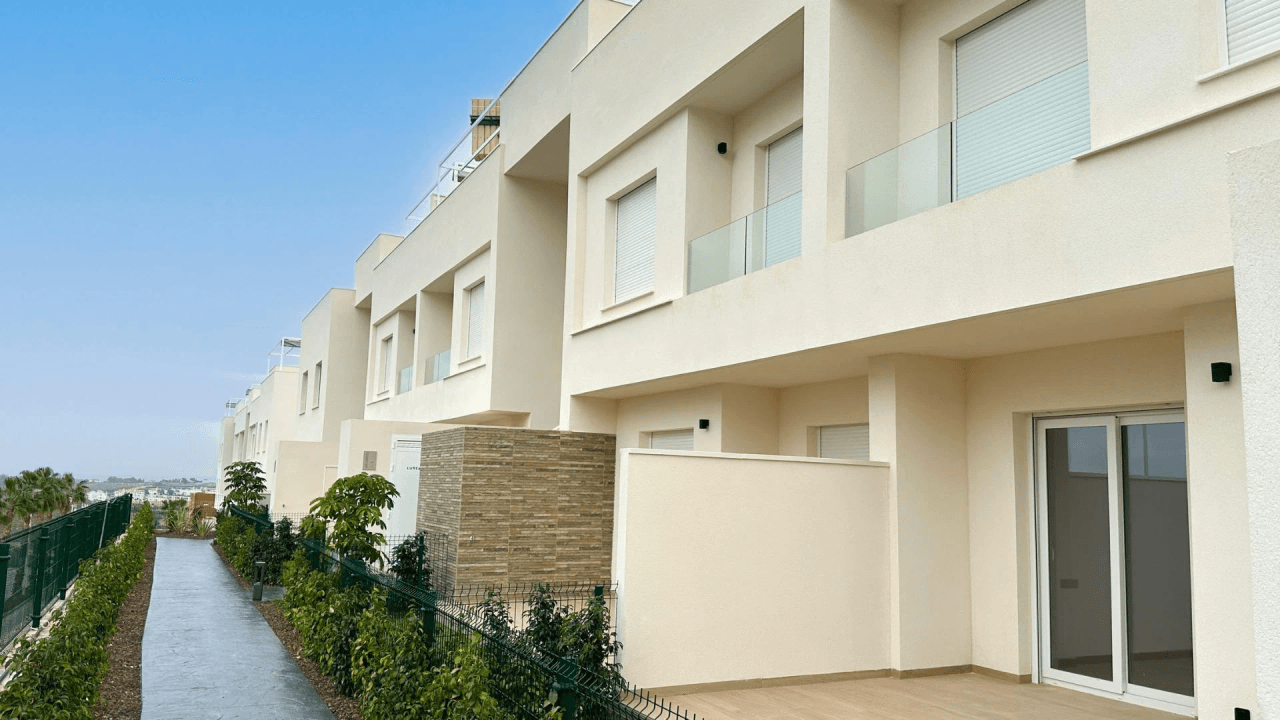 Bungalow à la vente à Algorfa