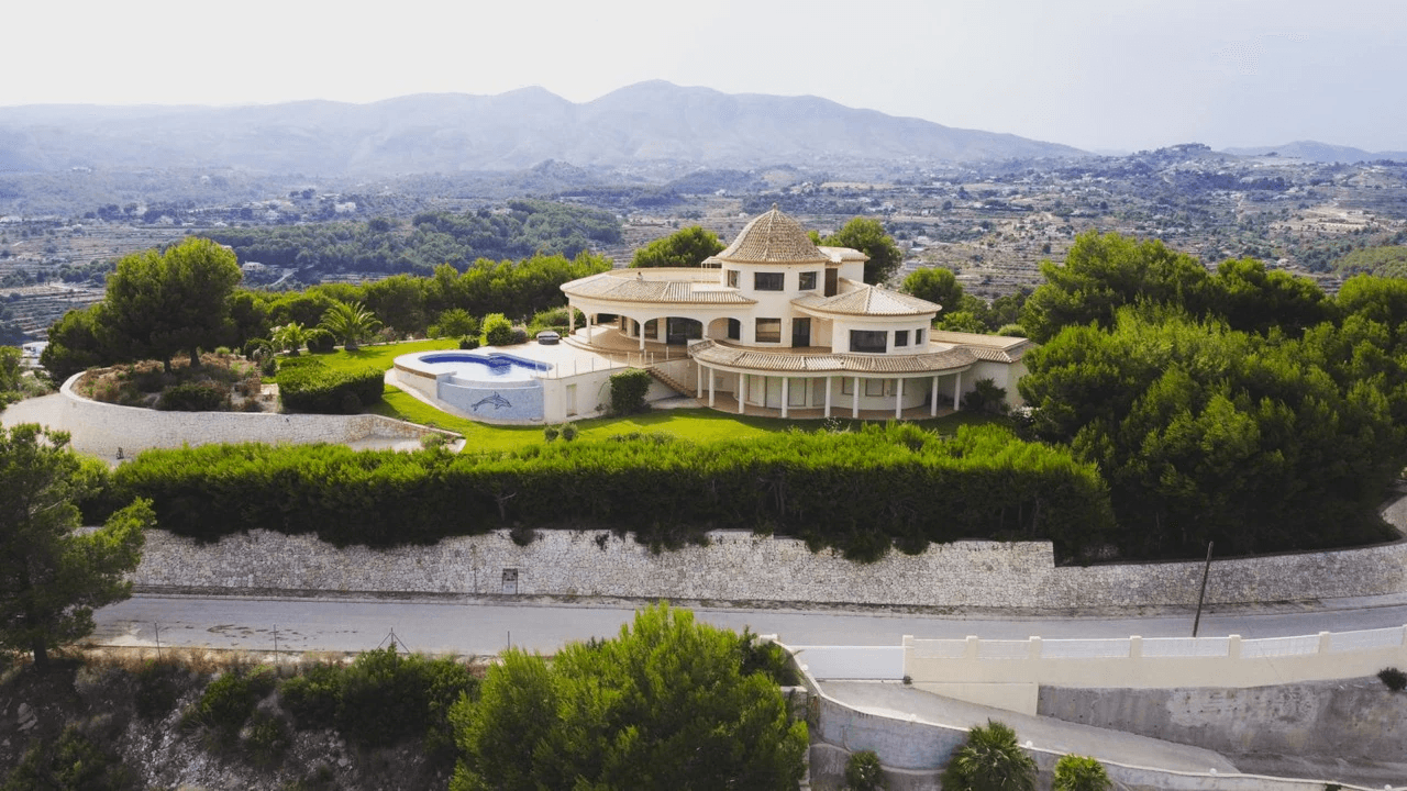 Шале/Вилла на продажа в Calpe