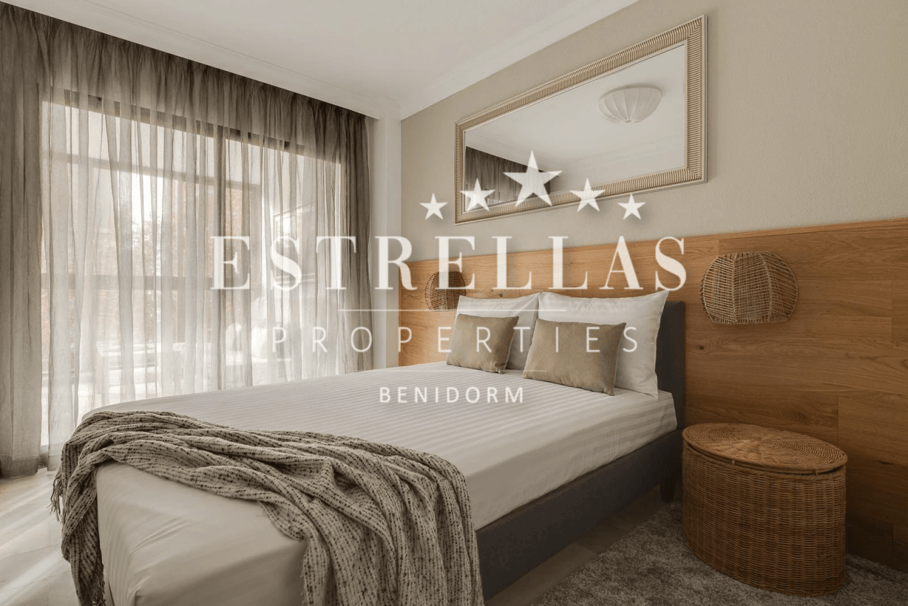 Geheel gerenoveerd appartement met Hoog Potentieel in BENIDORM