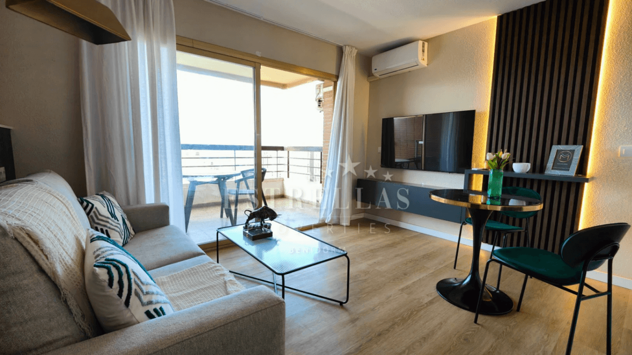 Studio med TURISTLISENS i Benidorm