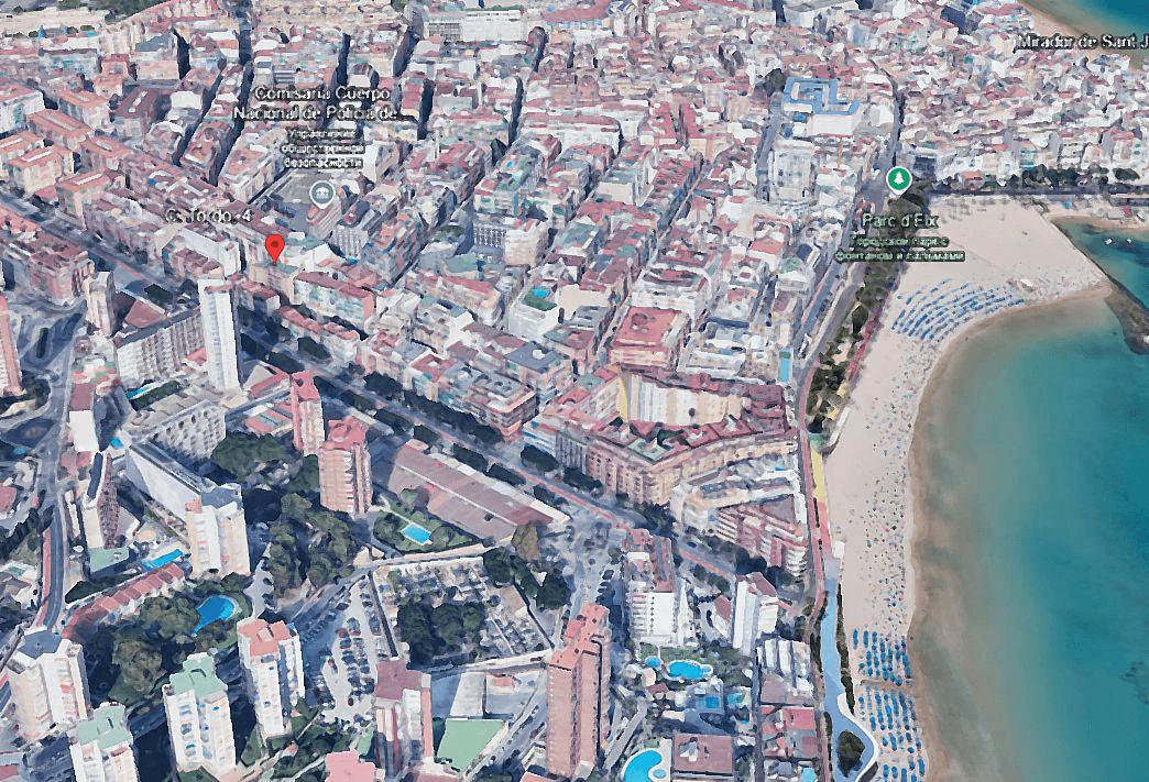 Opgeknapte studio in Benidorm op 250 meter van het Poniente-strand, ideaal voor investering aan de Costa Blanca.