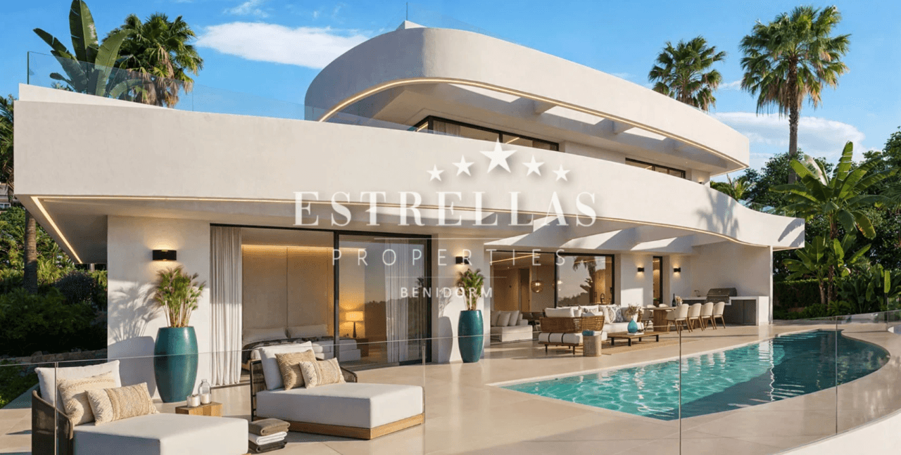 Luxe villa in Calpe met zeezicht, privézwembad en perceel van 1000 m² te koop