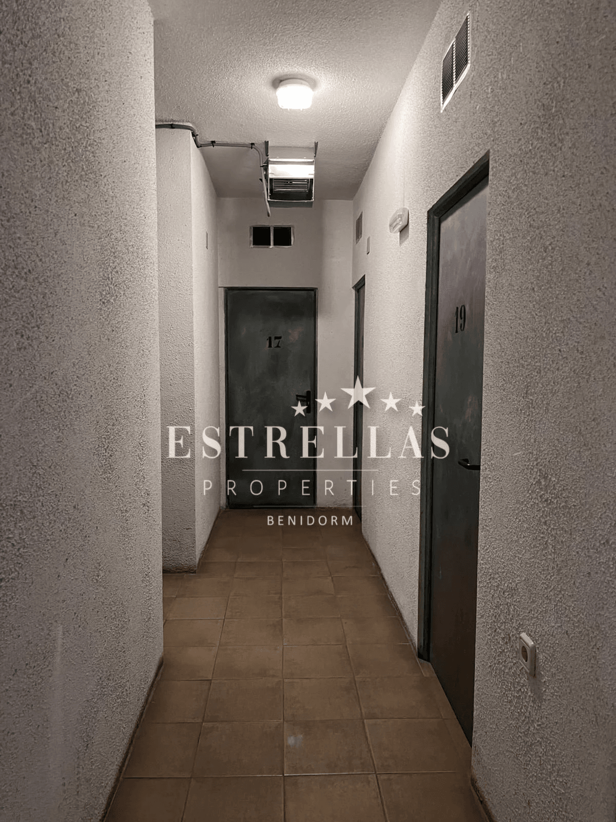 Exclusivo apartamento con vistas al mar parking y trastero en Playa de Poniente, Benidorm