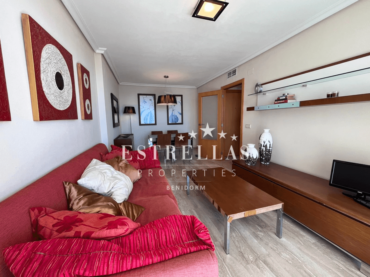 Exclusivo apartamento con vistas al mar parking y trastero en Playa de Poniente, Benidorm