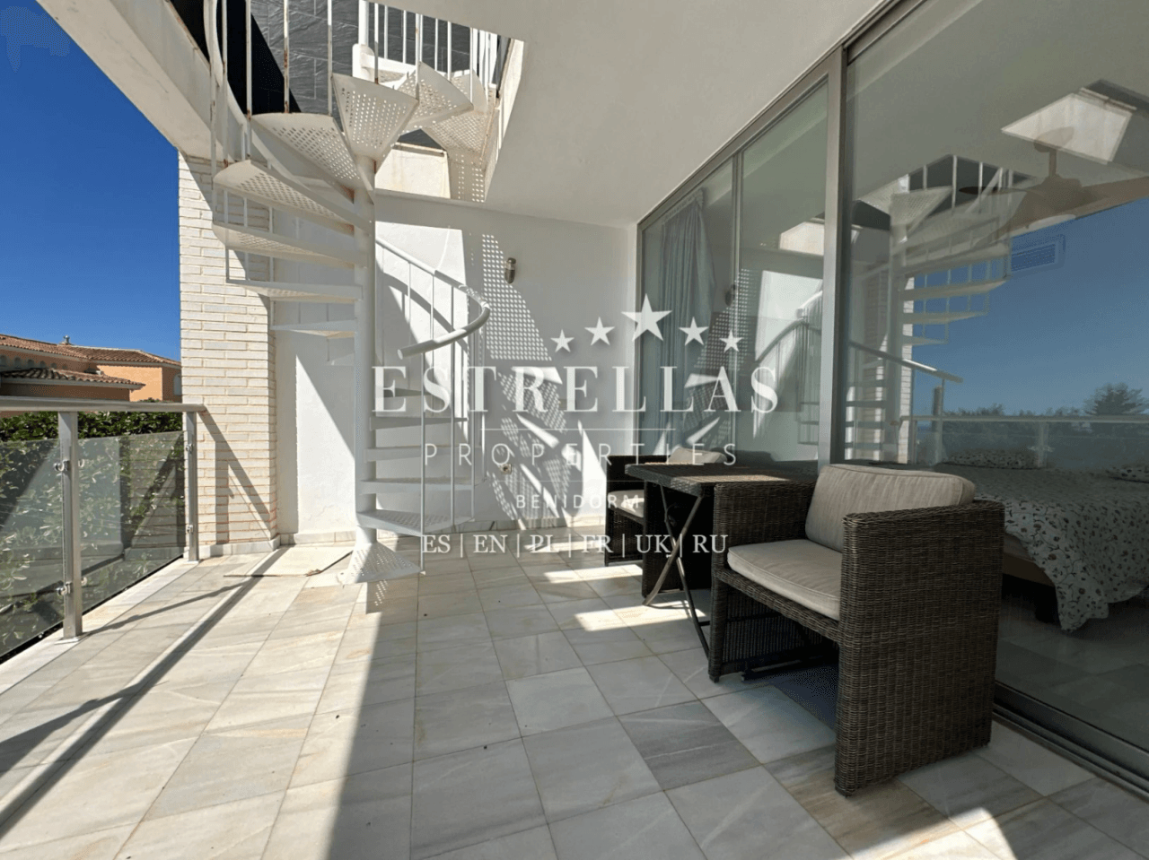 Exclusieve moderne villa met privézwembad en PANORAMISCH UITZICHT OP DE ZEE in Montiboli, Villajoyosa