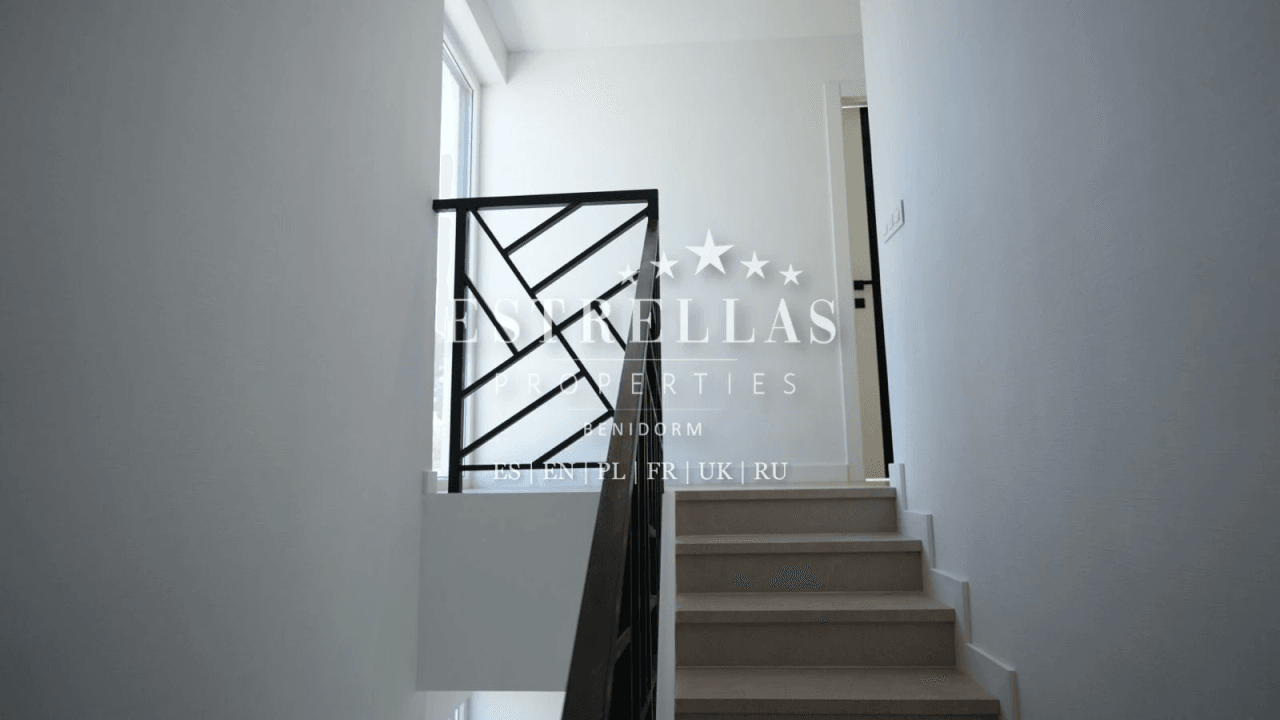 Villa exclusiva con piscina privada y cocina exterior en La Nucía, entre Altea y Benidorm