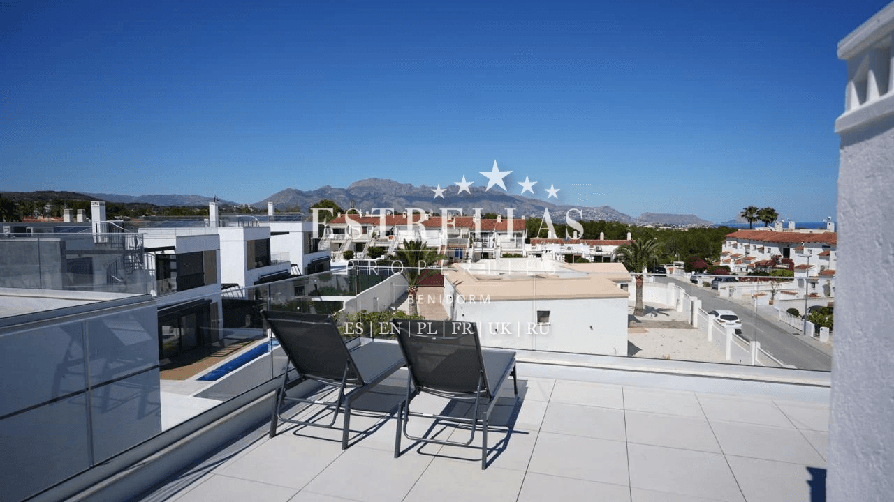 Villa exclusiva con piscina privada y cocina exterior en La Nucía, entre Altea y Benidorm