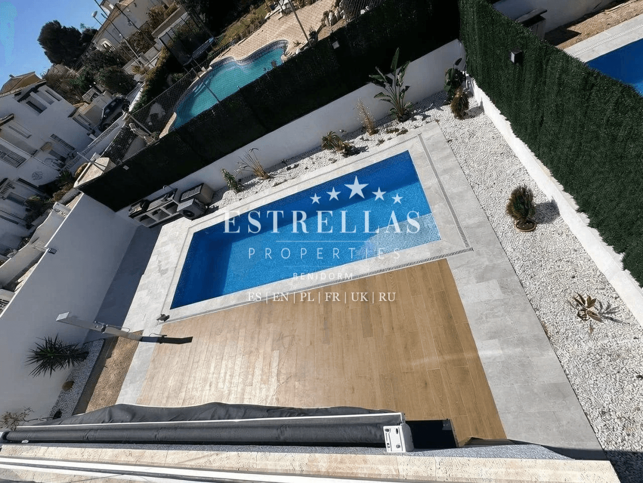 Villa exclusiva con piscina privada y cocina exterior en La Nucía, entre Altea y Benidorm