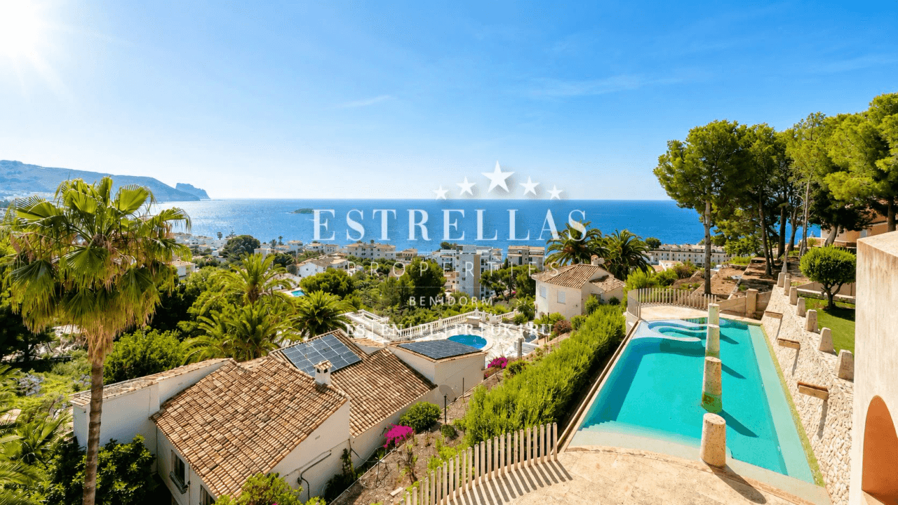 Villa de lujo con vistas al mar en Altea Hills – piscina, ascensor, apartamento de invitados