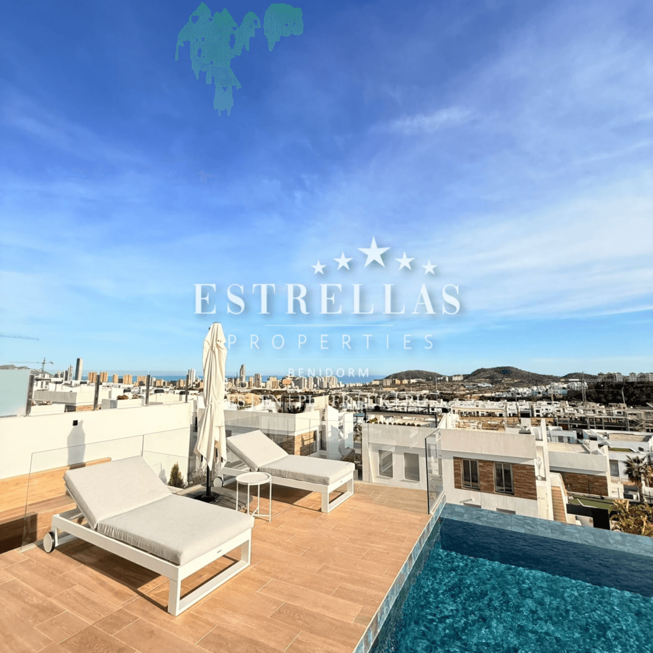 Luxury villa for sale in Finestrat with sea views, infinity pool, private elevator, and 4 bedrooms.