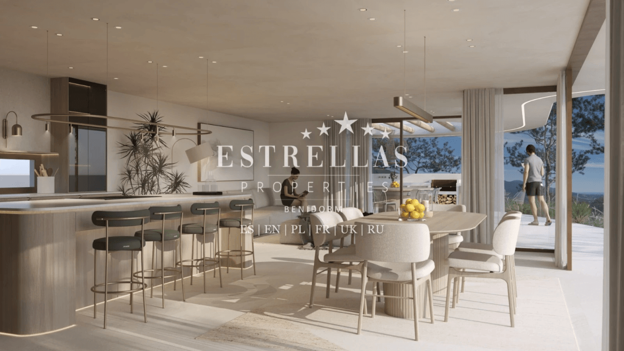 Parcela urbana con proyecto de villa moderna y vistas al mar en Moraira, Costa Blanca