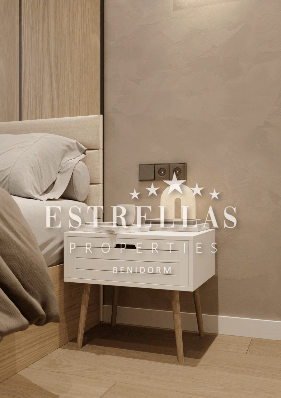 Inversión inmobiliaria en Benidorm con 3 apartamentos reformados, piscinas, pista de tenis y alta demanda cerca de Playa de Poniente