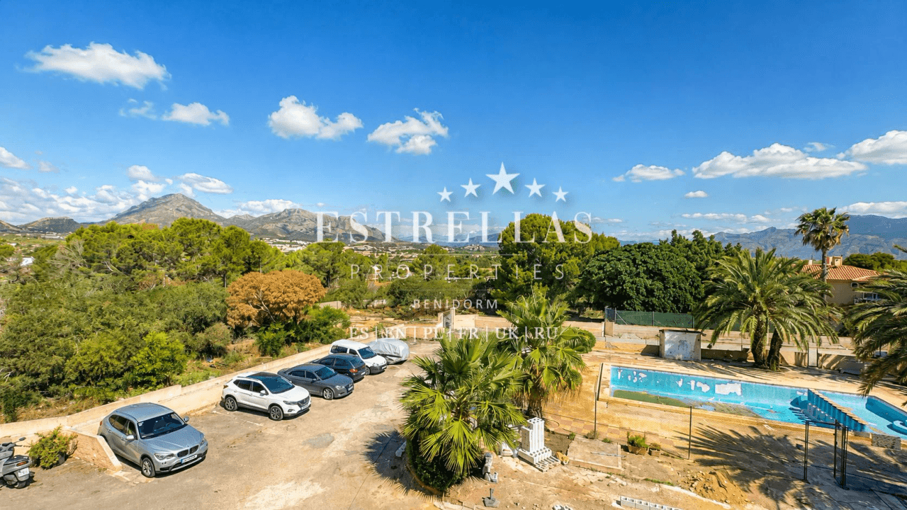 Apartamento en venta en El Albir con dos terrazas, plaza de garaje y vistas a Serra Gelada