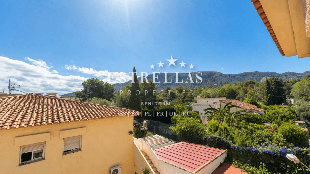 Apartamento en venta en El Albir con dos terrazas, plaza de garaje y vistas a Serra Gelada