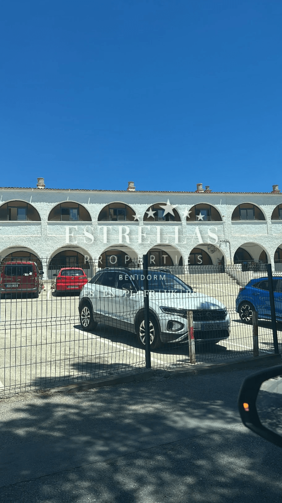Estudio en La Nucía con piscina y aparcamiento: una excelente oportunidad de inversión en la Costa Blanca