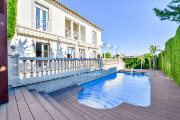 EXCLUSIVA Villa de lujo independiente en venta en Benidorm con vistas al mar 3