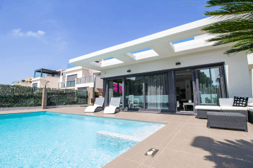 EXCLUSIEVE HUISVESTING OP 100 METER VAN DE ZEE 2