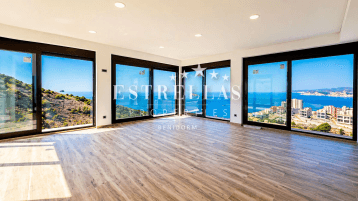 IMPRESIONANTE Villa de LUJO sobre el Mar en zona exclusiva de Benidorm 4