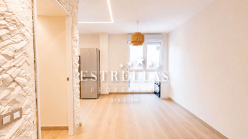 Estudio reformado en Benidorm a 250 metros de Playa de Poniente ideal para inversión en Costa Blanca 3
