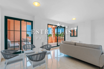Apartamento con gran terraza y vistas al mar en Sierra Cortina – urbanización exclusiva con piscinas 4