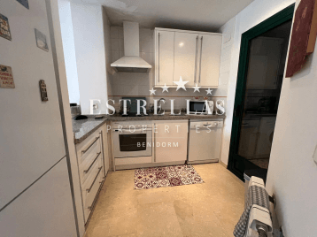 Apartamento con jardín privado y gran terraza en Sierra Cortina – urbanización exclusiva con piscinas 4