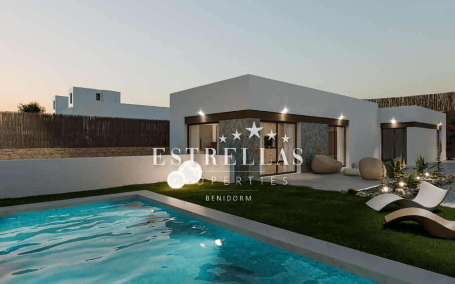 Villa moderna en venta en Finestrat con piscina privada, Smart Home y cerca de Benidorm